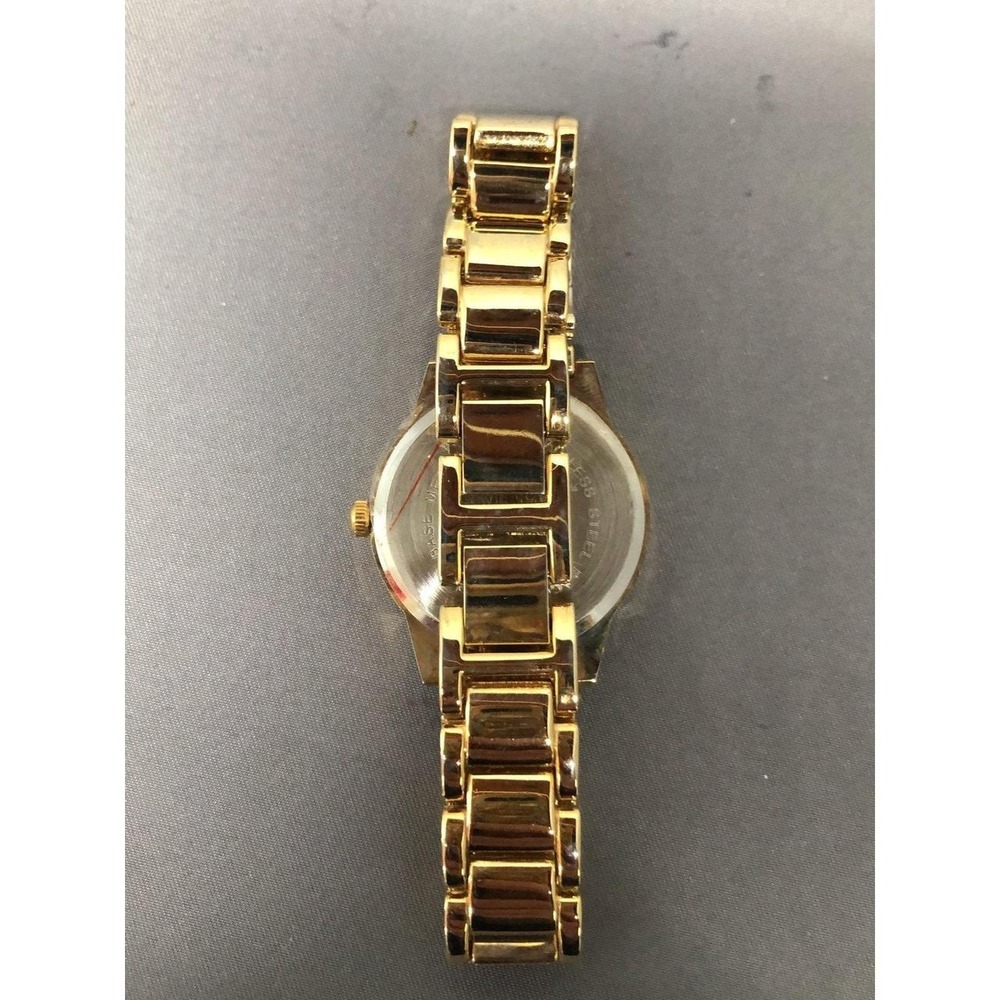 Watch - Picture 5 of 6